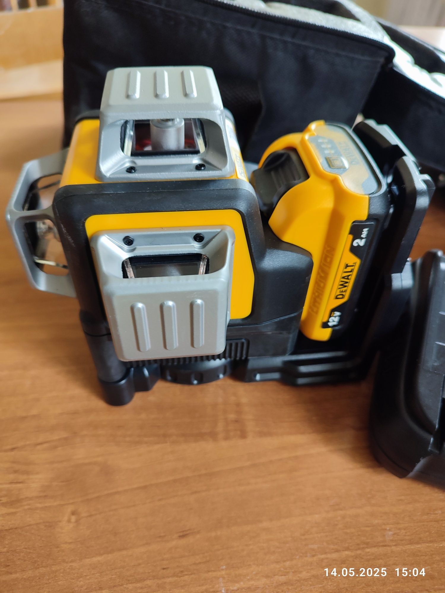 Laser krzyżowy DeWalt