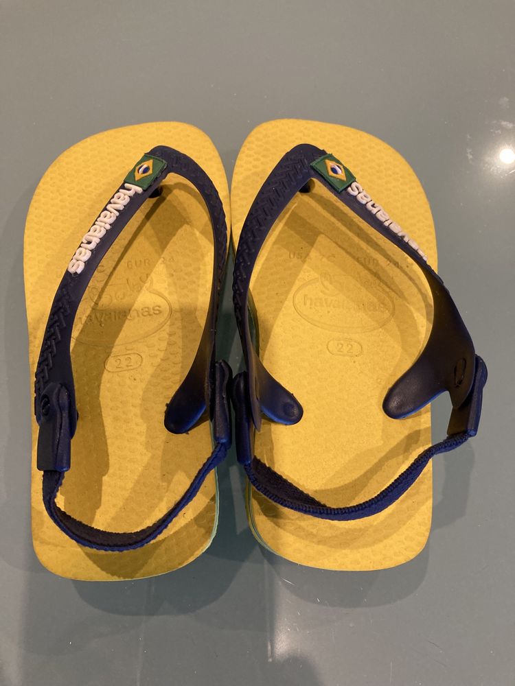 Havaianas amarelas novas tamanho 24