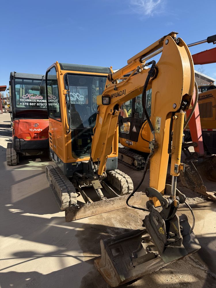 Міні екскаватор Hyundai R16-9