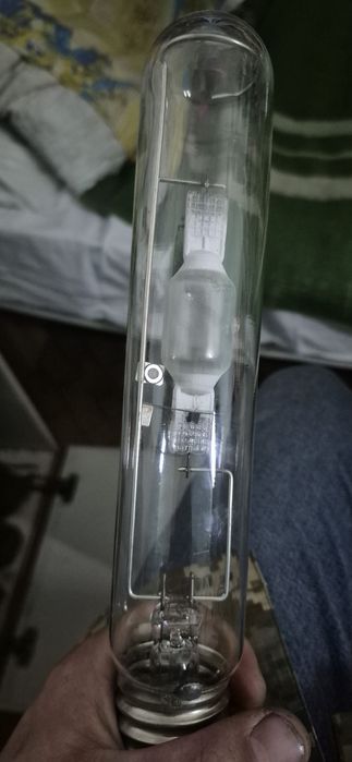 Лампа металогалогенна 400W 115V 34000lm 5500K E40 290x62mm трубчата