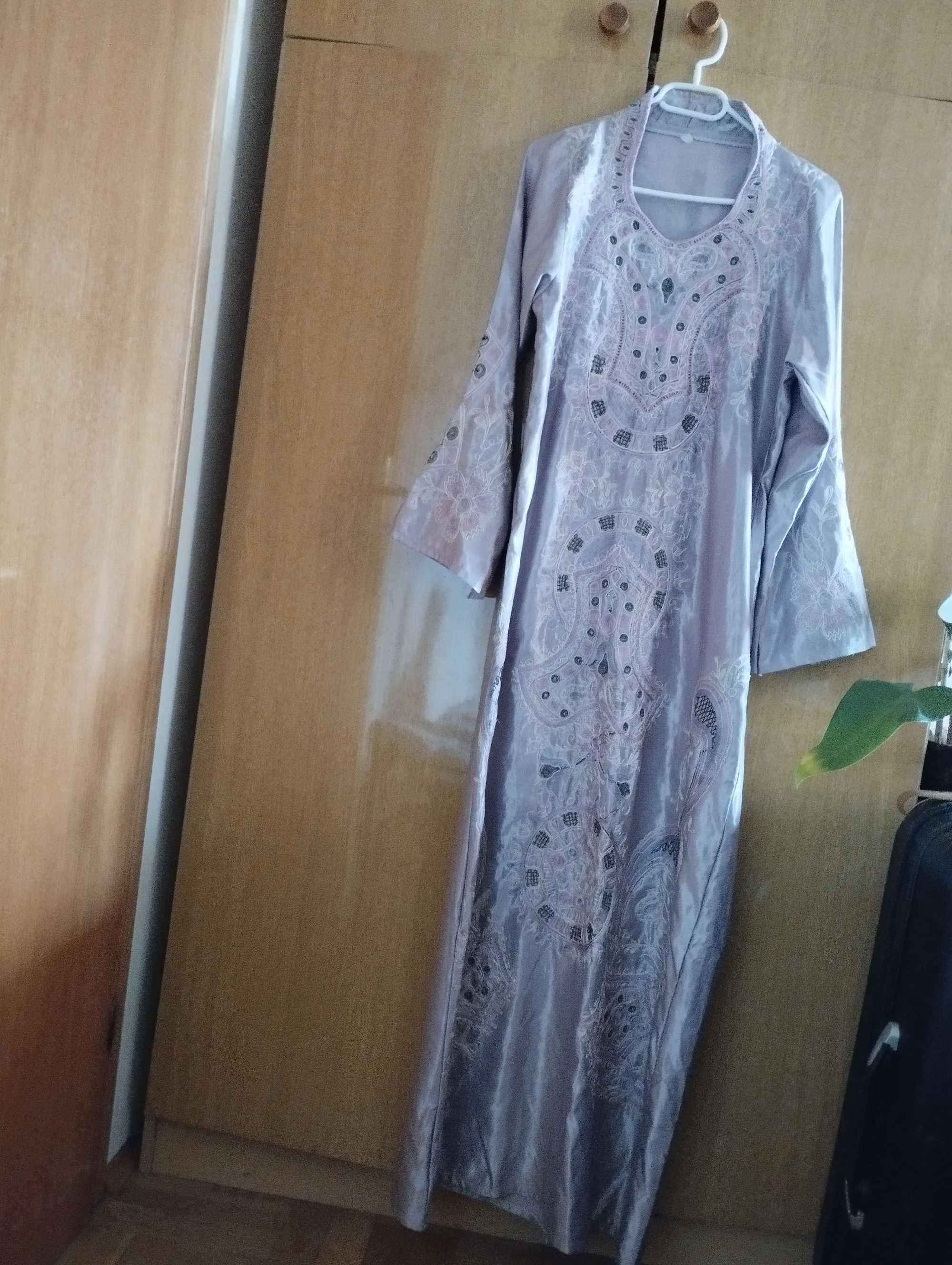Kaftan made in Syria