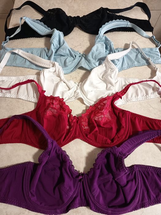 Stanik biustonosz 90 B zestaw 5 sztuk miękki koronkowy