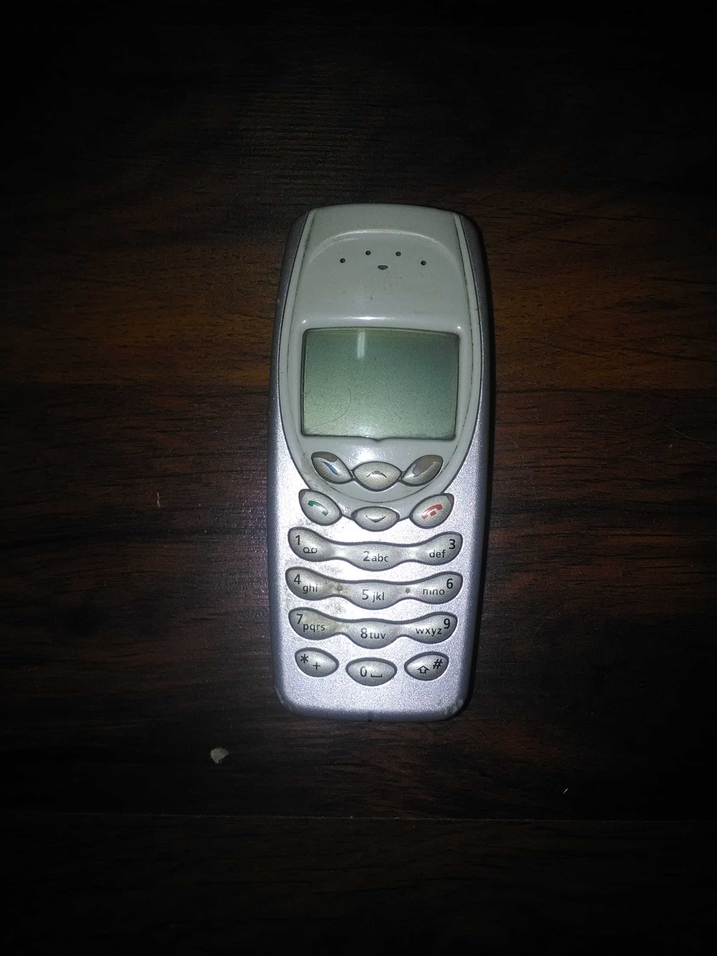 Telefon komórkowy Nokia 3410 bez ładowarki