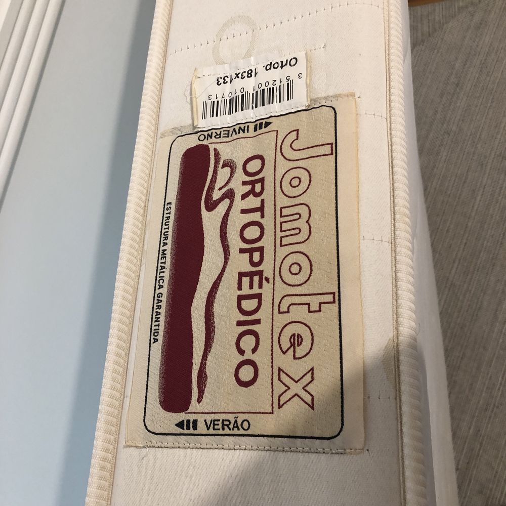 Cama Sommier com colchão