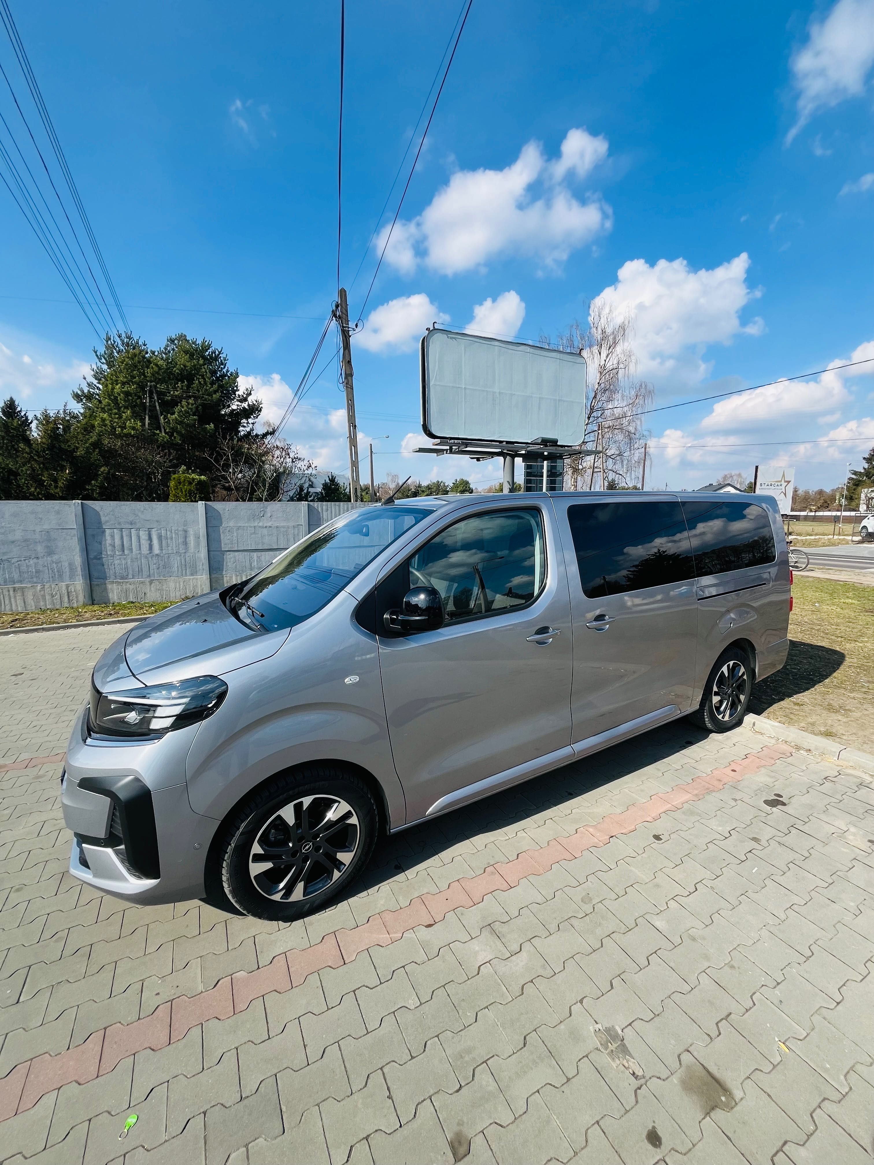 Wynajmę Bus 9 osobowy Zafira Life 2024 r. EXTRA long