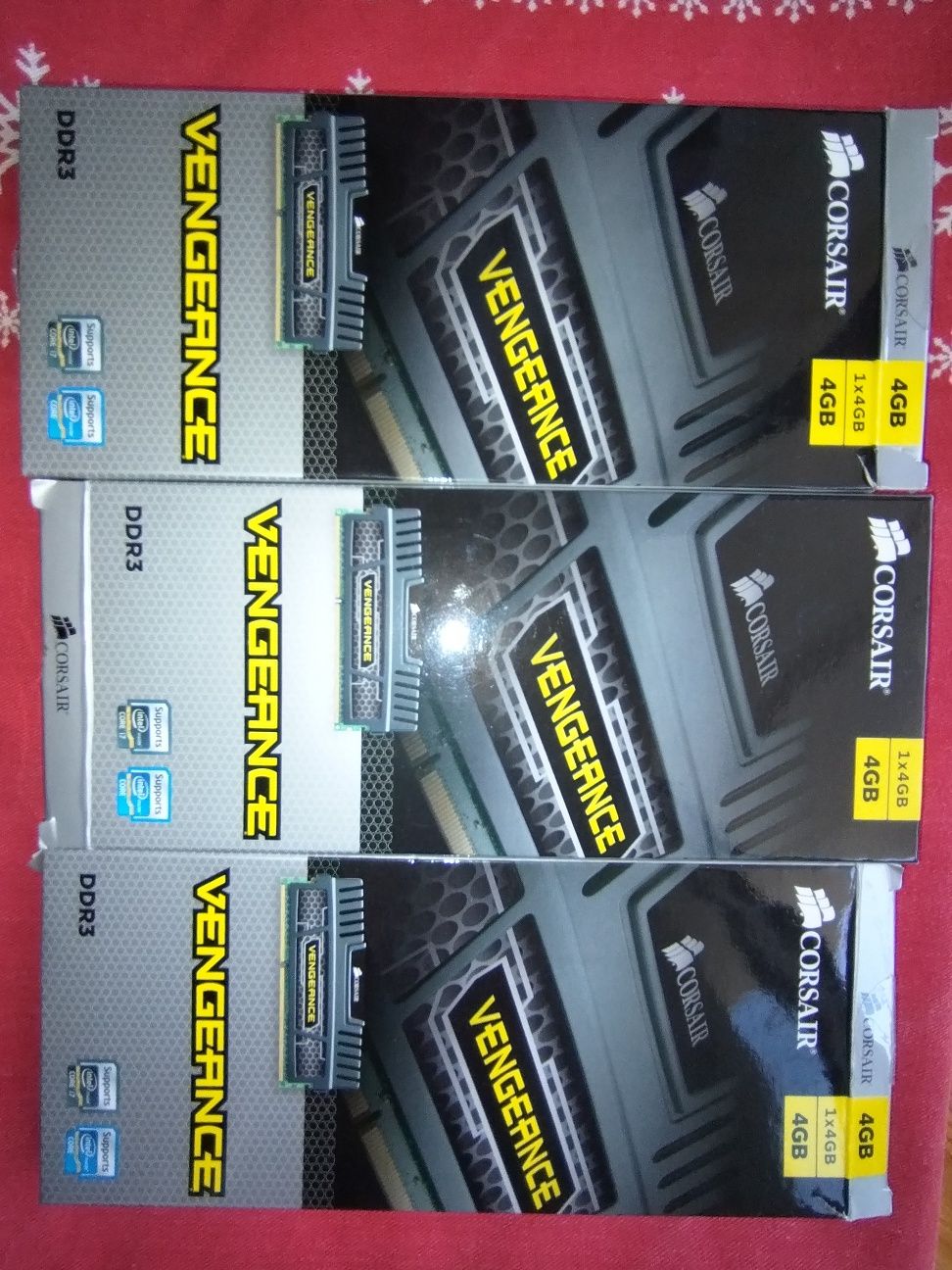 corsair vengeance ddr3 4gb