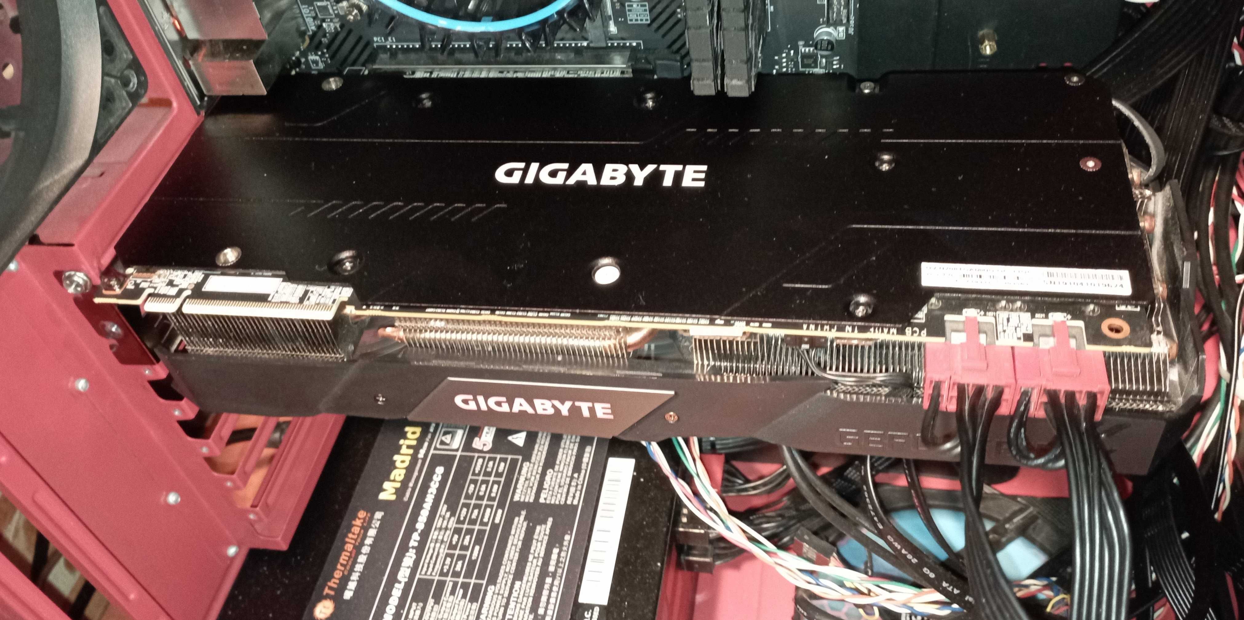 Gigabyte RTX2080Ti 11Gb Gaming oc нет изображения