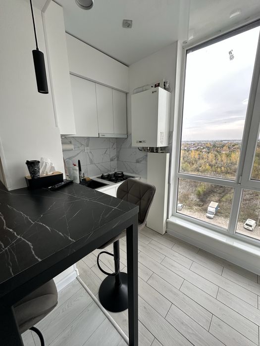 Продаж , Брама -1 / Слобожанський