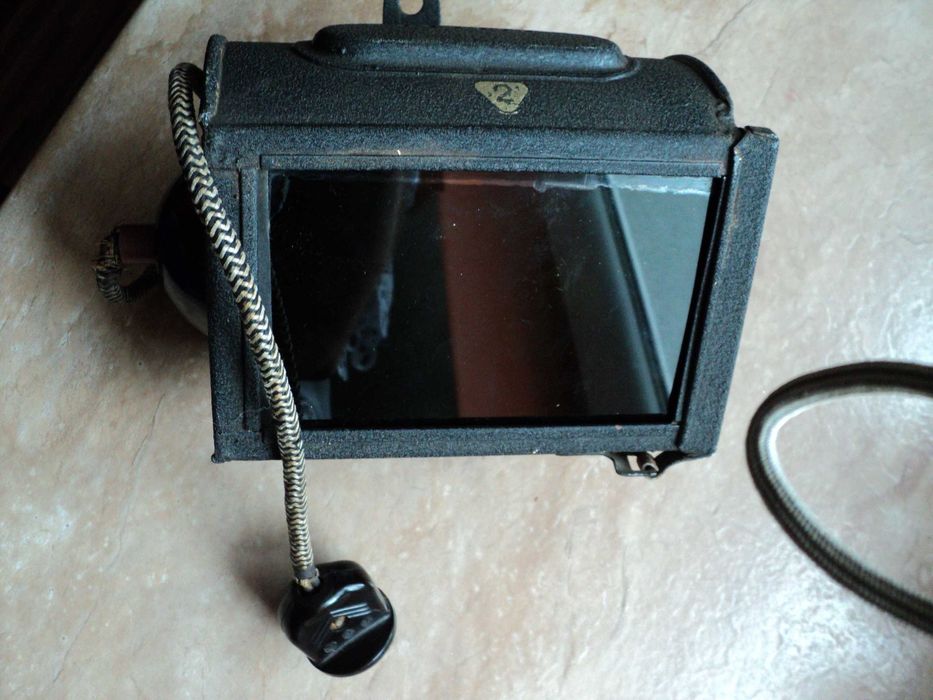 Lampa do ciemni sygnowana