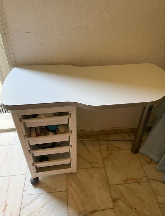 Mesa de manicure
