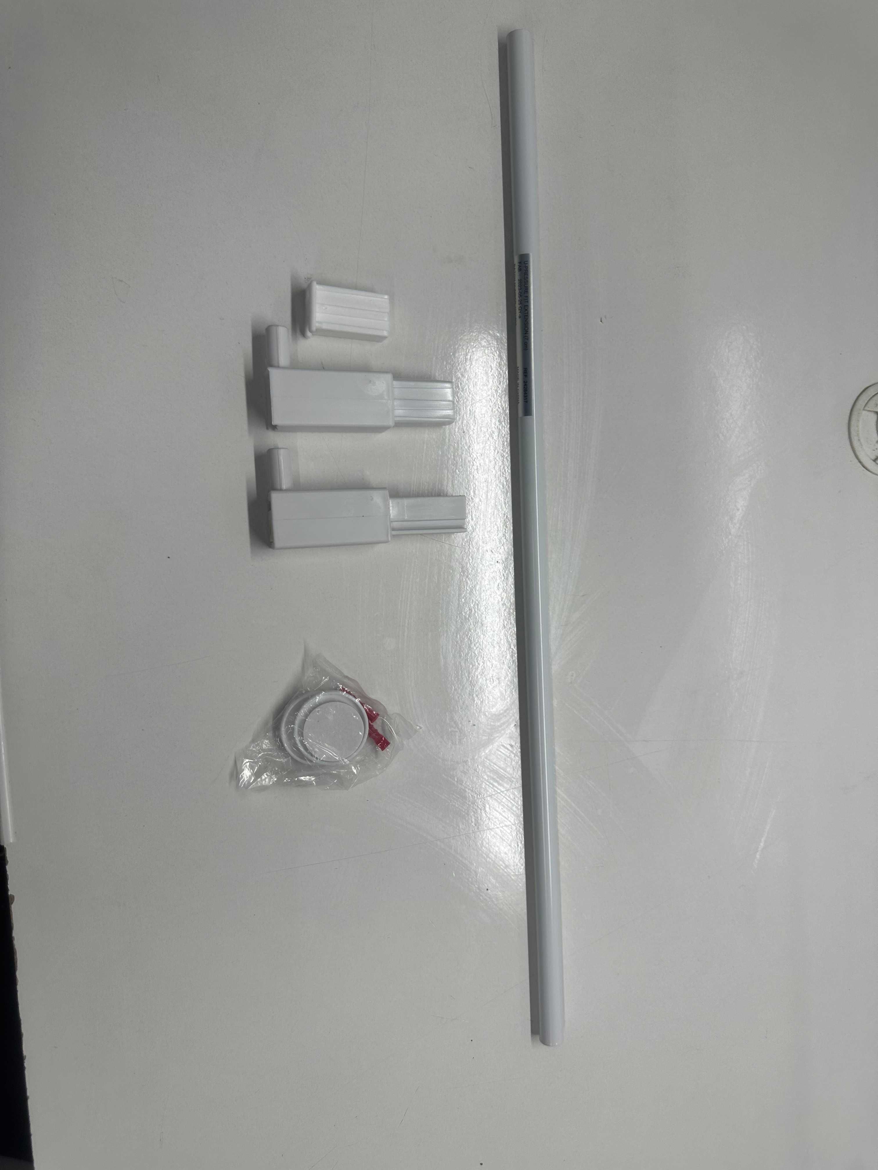 Barierka na drzwi, schody Safety 1ST rozporowa biel P8A17