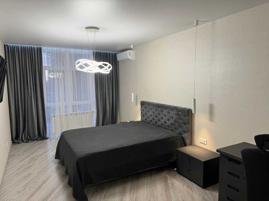 Стильна 1-к з паркінгом, ЖК Русанівська Гавань, Маланюка, Лівобережна