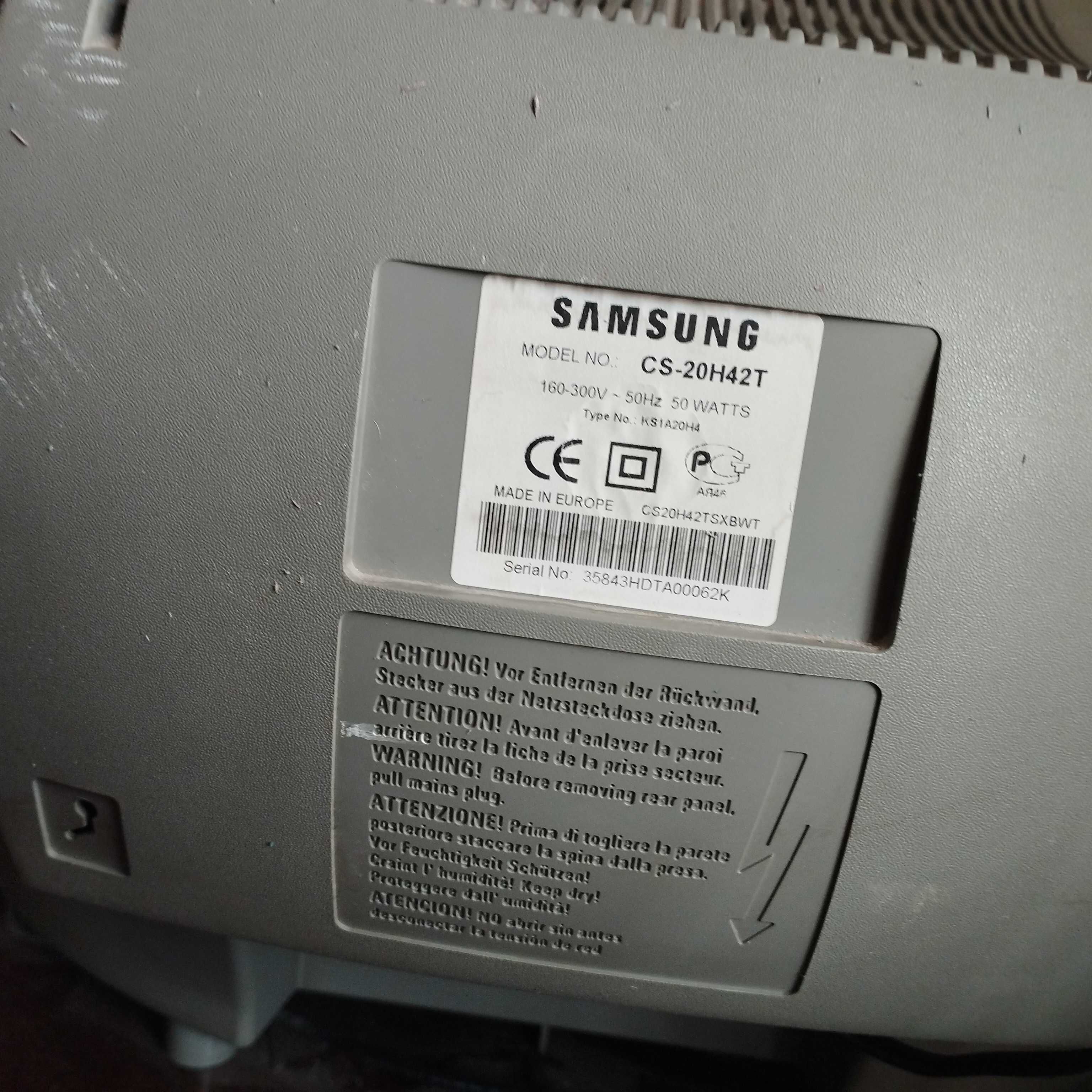 Телевизор Samsung CS-20H42T  20 дюймов
