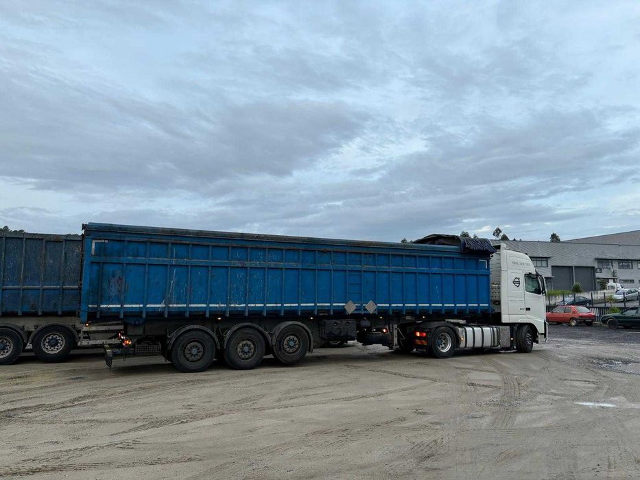 Semi-Reboque Sucateiro