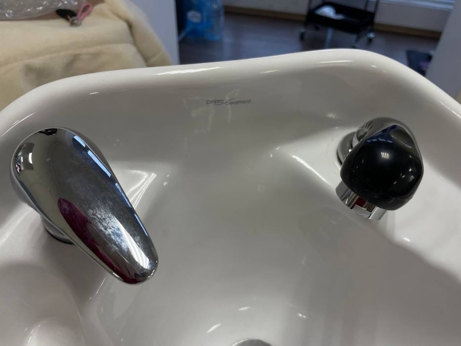 Перукарська мийка