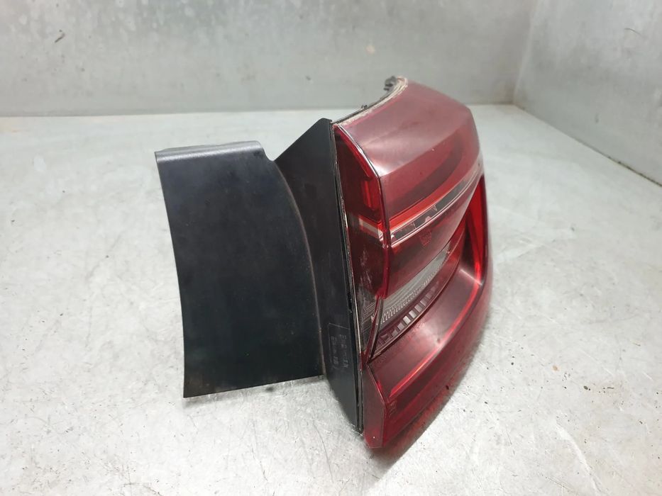 Farolim direito RENAULT Clio V (BF_)