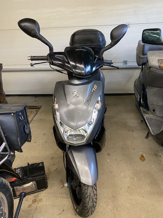 Skuter Peugeot Kisbee