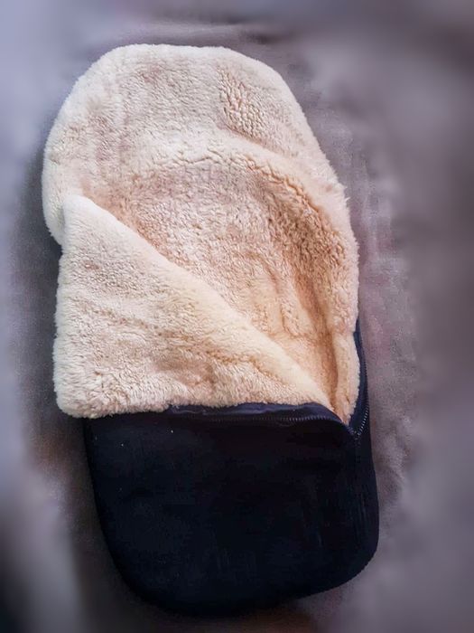 Wełniany śpiworek do wózka