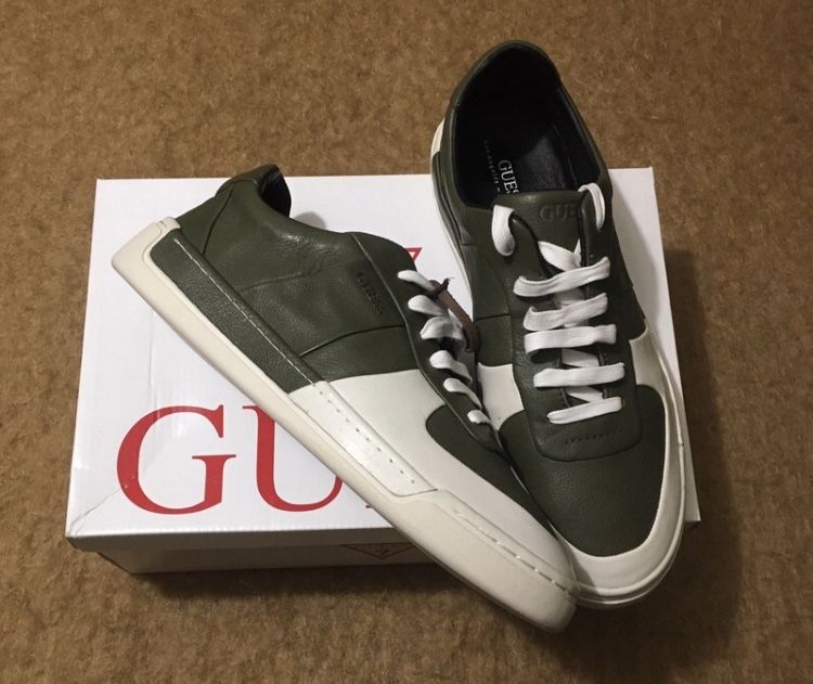 Sneakers Guess novos