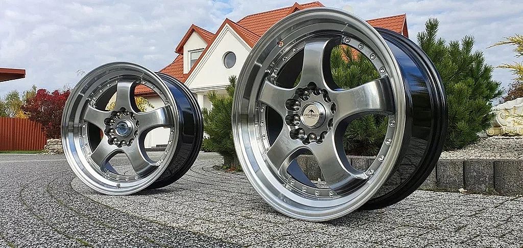 Felgi Forzza Flamber do Audi A4 B5 B8 B9 Et25/18