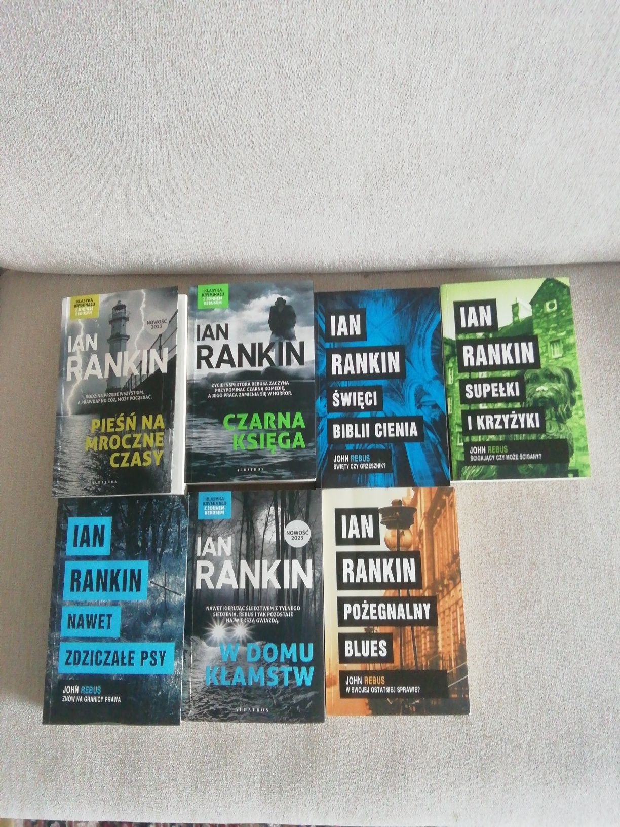 Ian Rankin, 7 książek z inspektorem Rebusem,