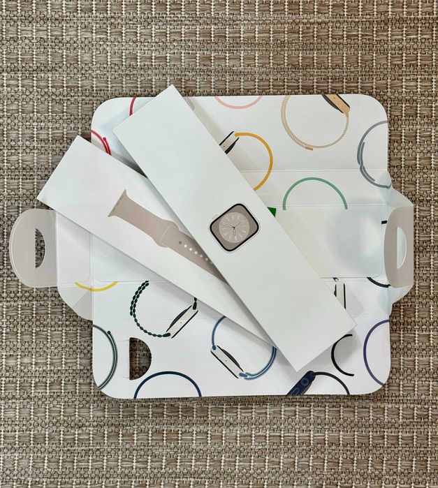 Apple Watch Series 8, 41 мм (GPS), Starlight