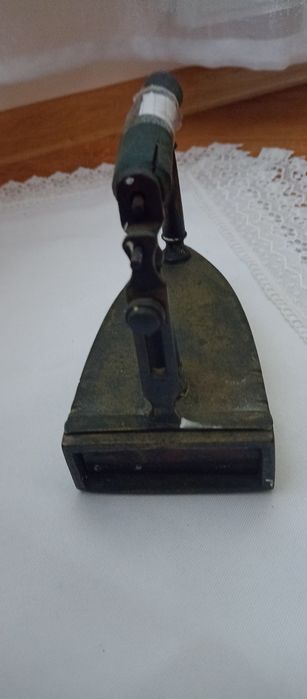 Żelazko vintage , antyczne dla kolekcjonerów nr 37