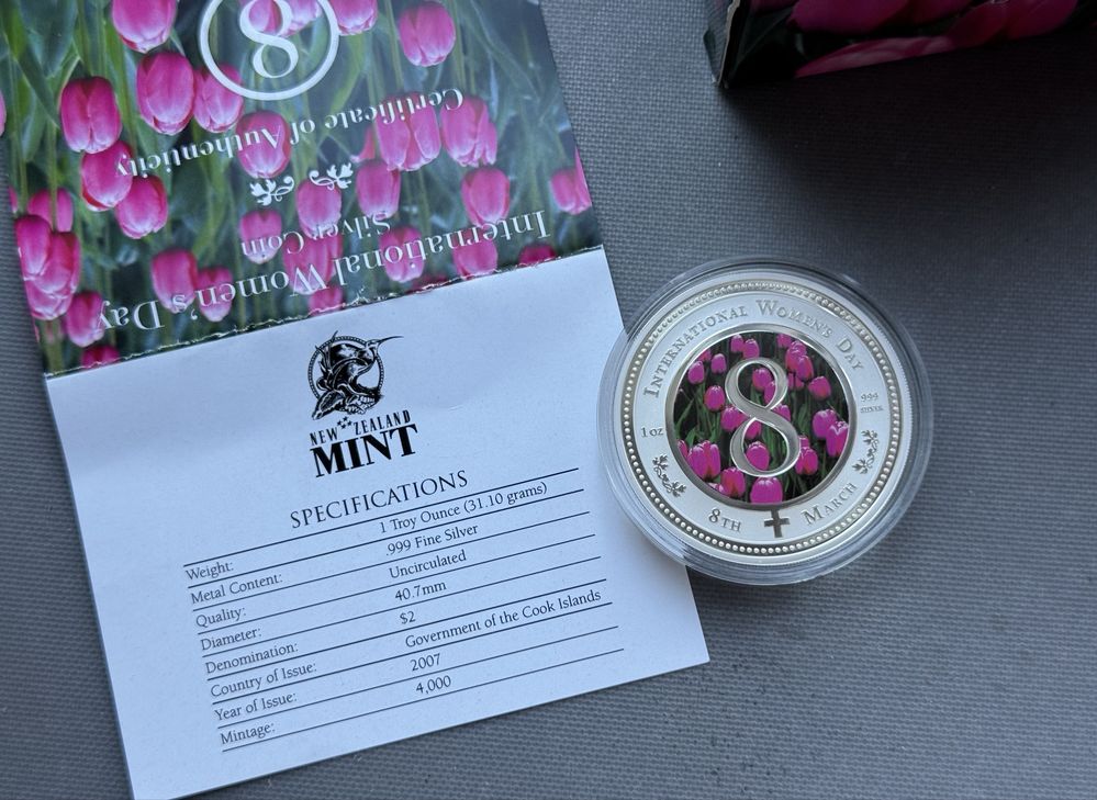 Продам две серебряные монеты