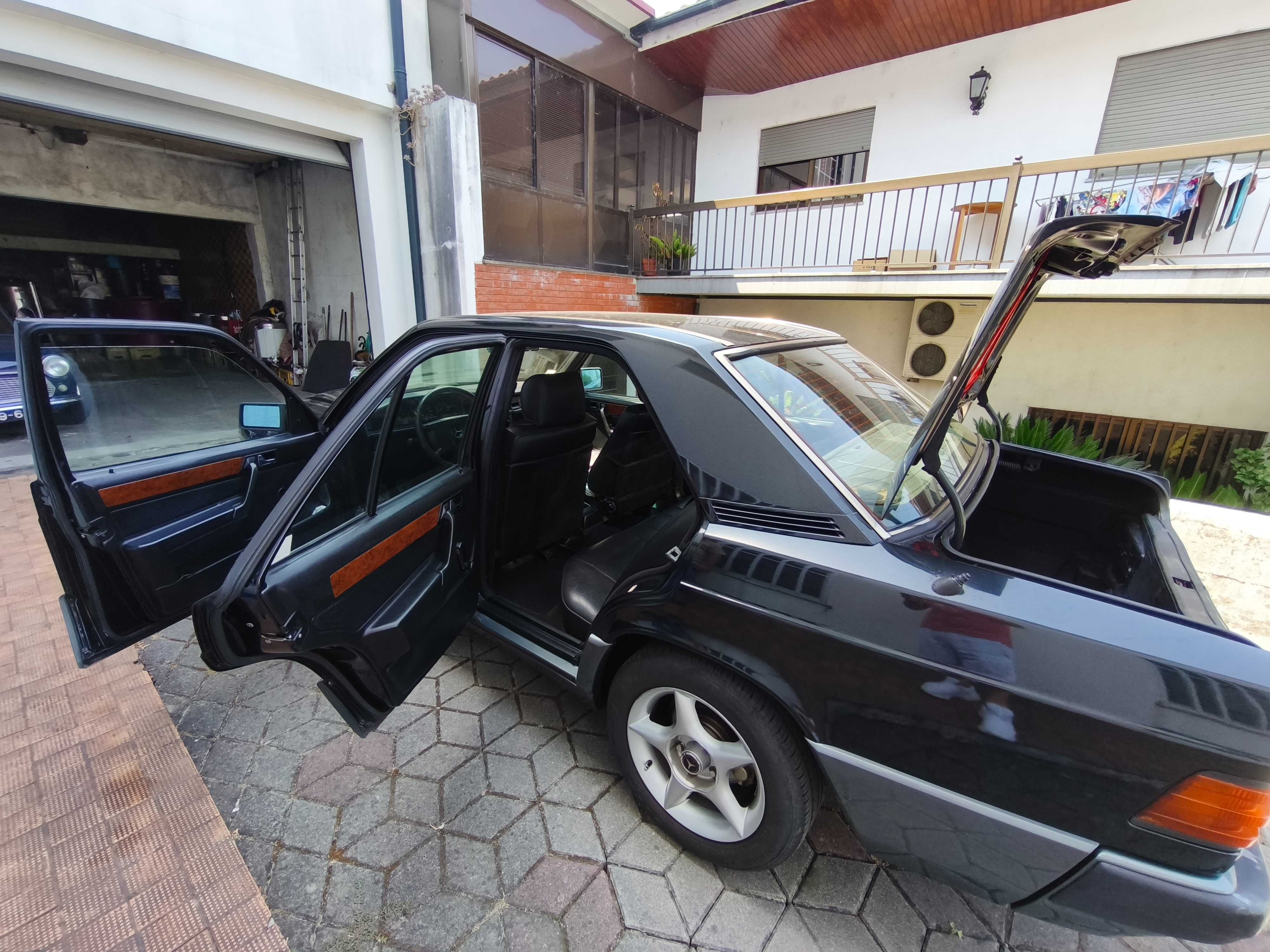 Mercedes-Benz 190 D 2.0