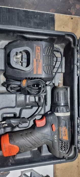 Шуруповерт дніпро М