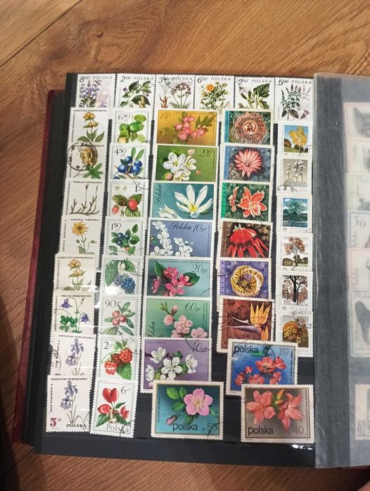 Sprzedam znaczki pocztowe.
