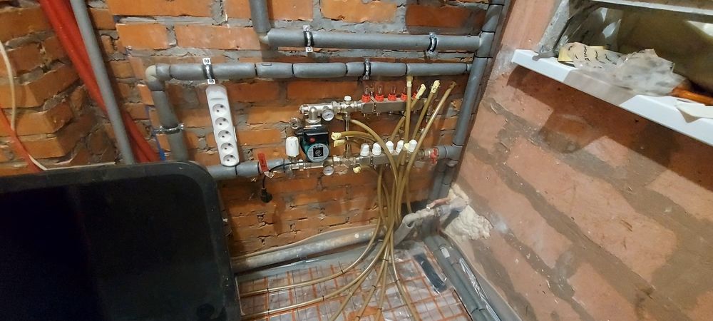 Сантехник и электрик