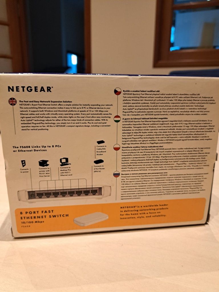 Netgear FS608 switch 8 portowy