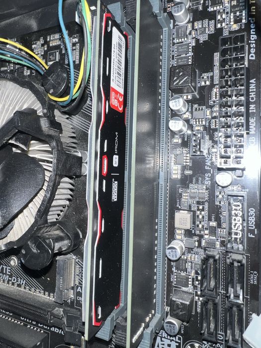 Zestaw komputerowy i7-7700 / Gigabyte GA-B250M-D3H / 16GB DDR4 /