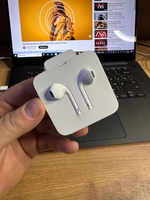 Наушники Apple EarPods A1748