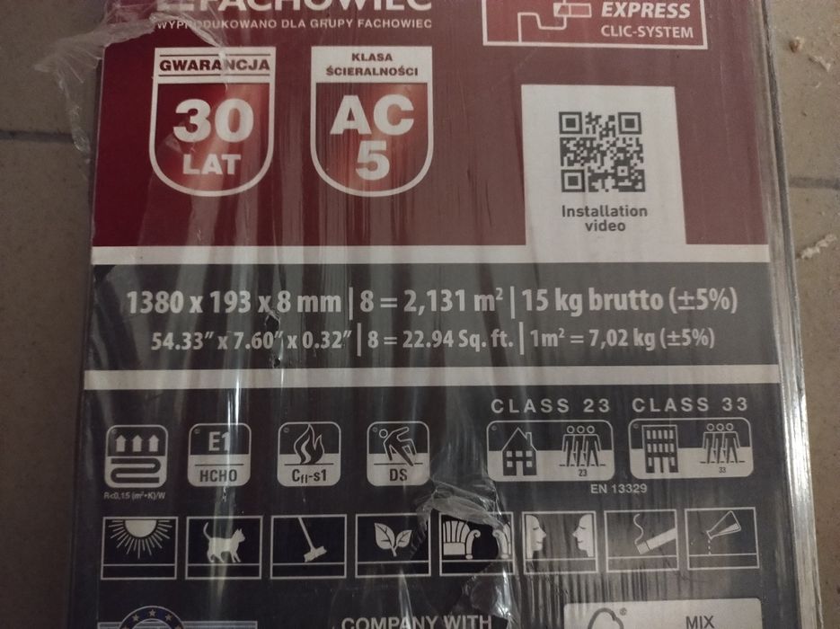 4.2m2 Panele podłogowe Laminowane AC5 Swiss Krono UP Line Pavilo+