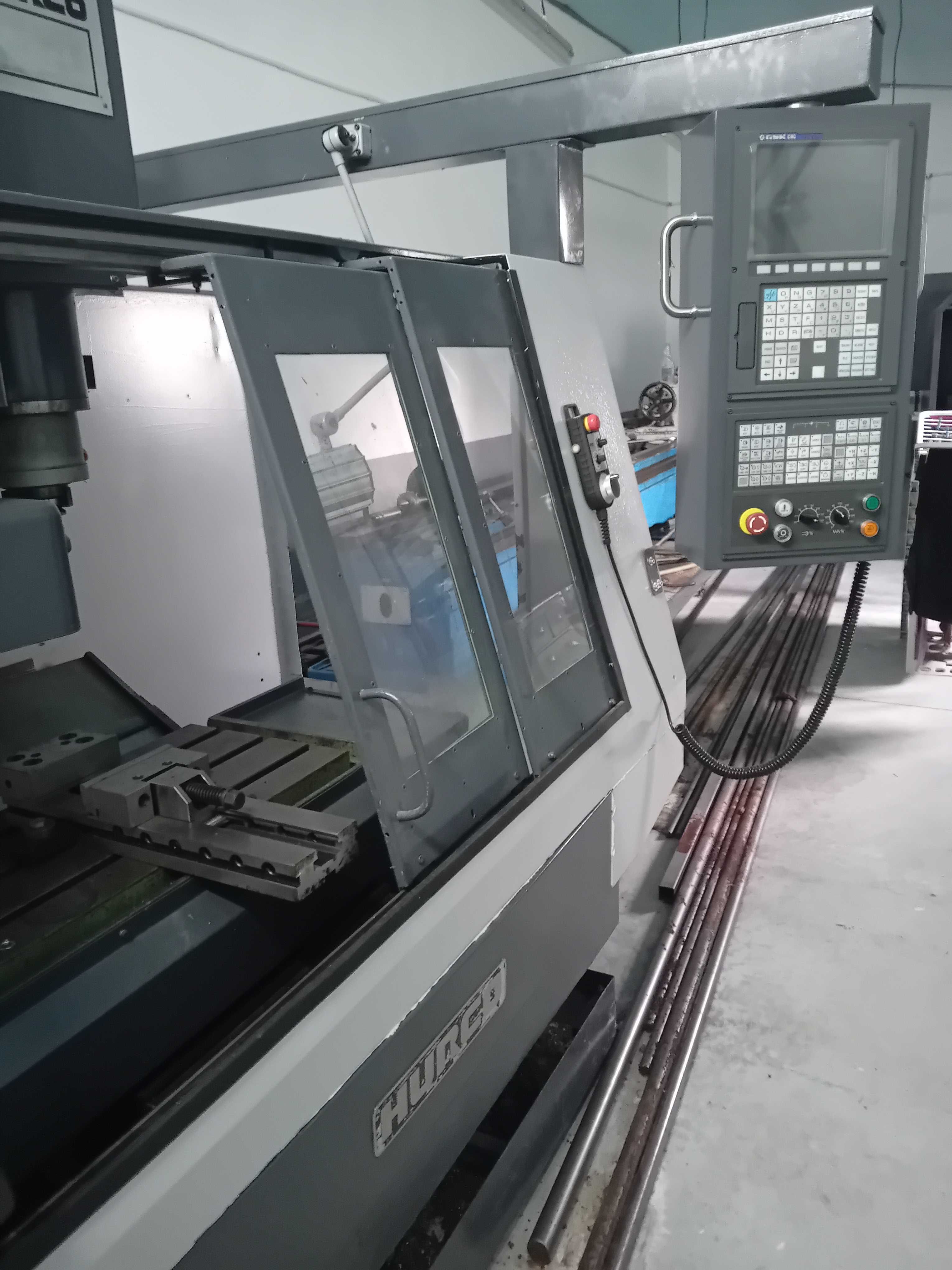 Pacote torno cnc, centro de maquinagem cnc e torno convencional