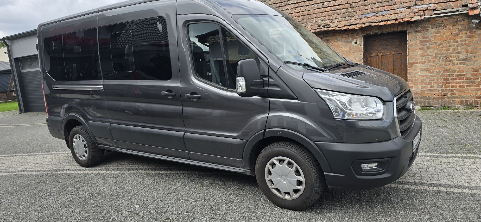Wynajem busa 9 osoby