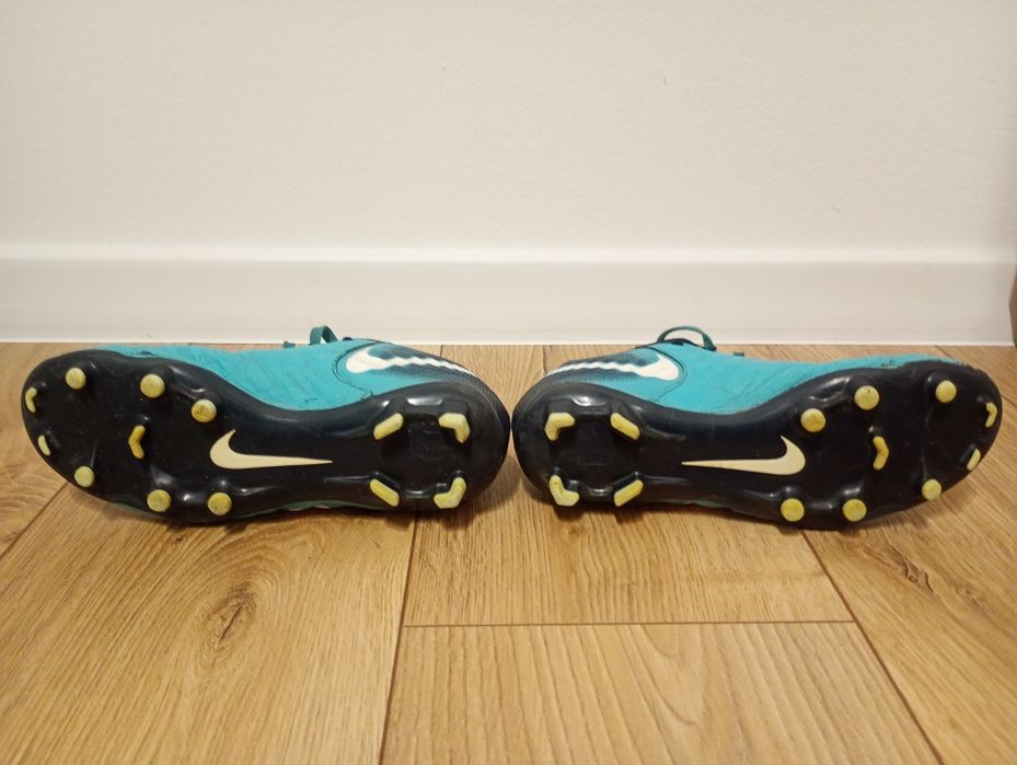 Nike Tiempo 38 24cm korki