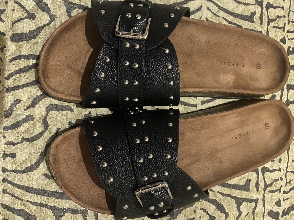 Chinelo de pala com fivela preto tamanho 40