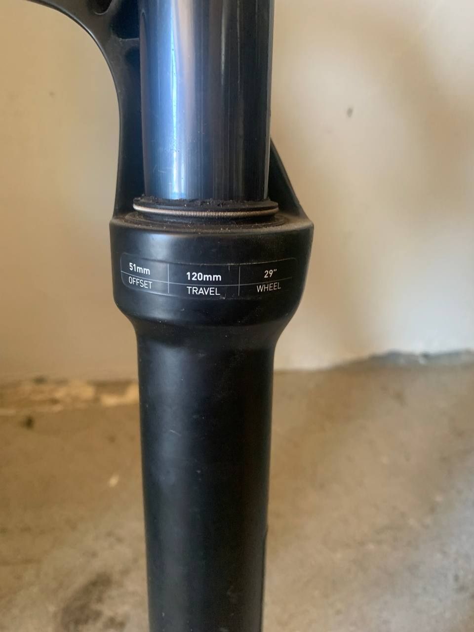 Продаю Вилку от Велосипеда под 29-27.5 колёса Rockshox Judy Gold