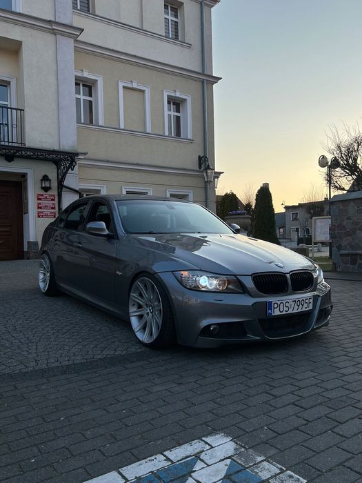 BMW Seria 3 BMW E90 LCI 330D bezwypadkowy/M-pakiet/bogata wersja