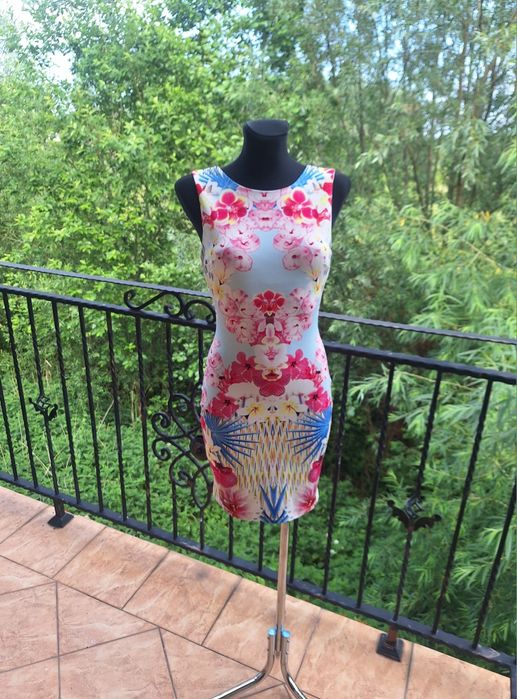 Sukienka koktajlowa marka Miss Selfridge rozmiar XS/S 34/36