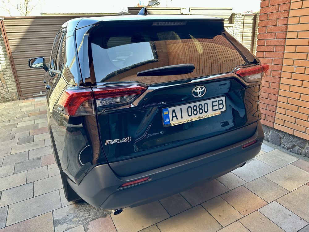 Продам Toyota Rav4 2019 року