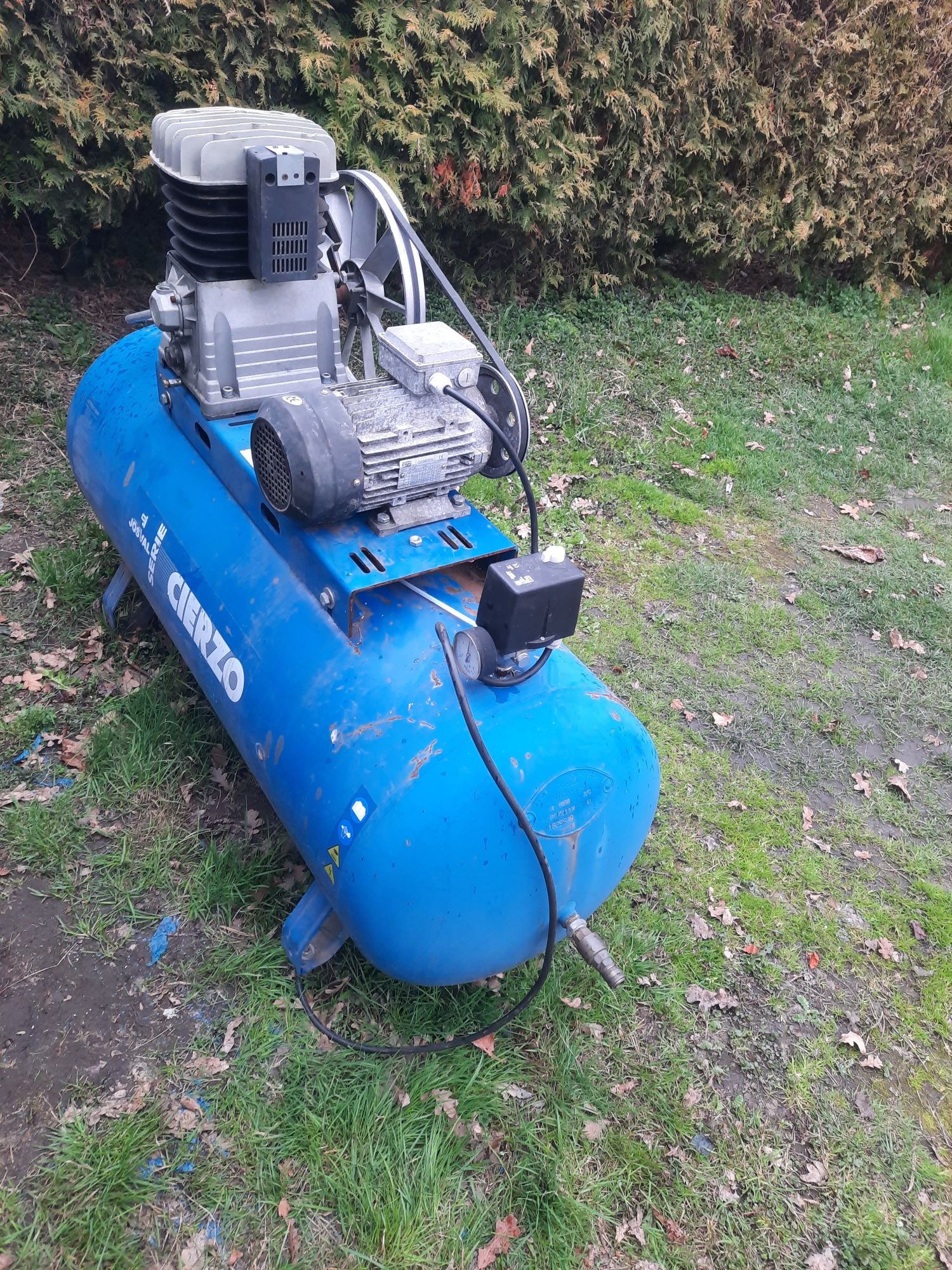 Kompresor CIERZNO 270L Made in Italy