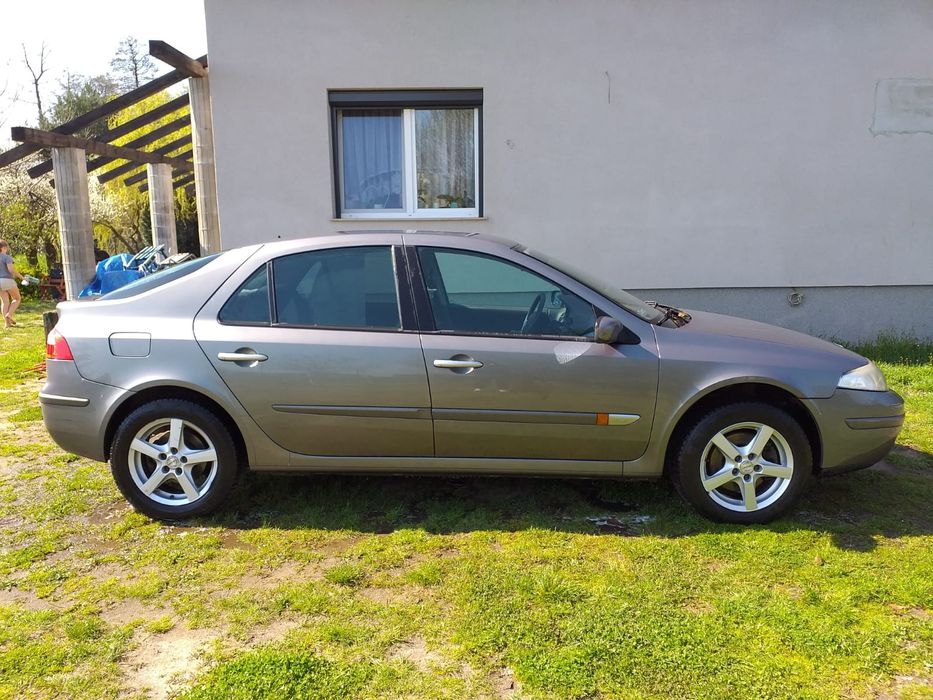 Renault Laguna 1,8 16v super Stan !