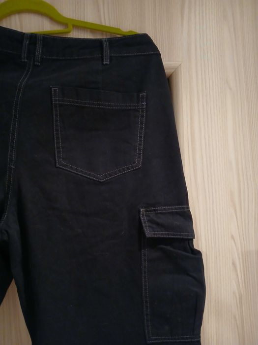 spodnie szeroka nogawka House L