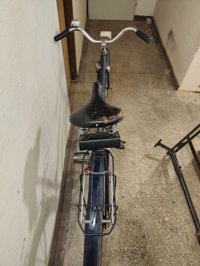 Retro rower PRL zabytek