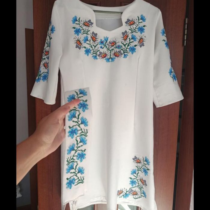 Вишиванка с жіночі