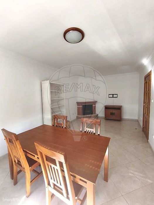 Apartamento T2 para arrendamento
